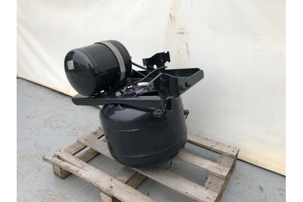 MAN TG3 EURO 6 AIR CYLINDER TANK 35L 81514016163 8L 81514016016 Catalog number of the part 81514016163W 81514010290W 81514016016