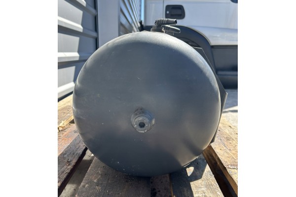 AIR TANK FOR DAF XF 106 G2 XG 2015326 36L Part manufacturer DAF OE