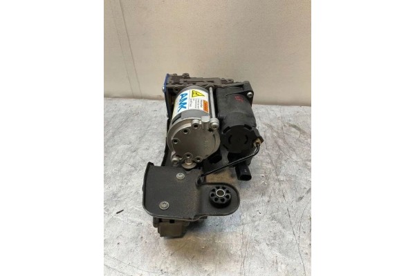 Suspension compressor BMW X5 E70 256510 3 0L gasoline 225kW 2012 Catalog number of substitutes 6859714