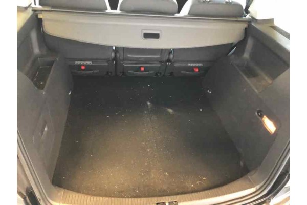 VOLKSWAGEN TOURAN (1T2) Highline