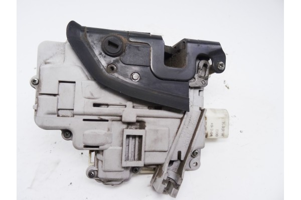4F0839016  CERRADURA PUERTA TRASERA DERECHA AUDI A3 SPORTBACK (8PA) 2.0 TDI Ambiente 2004 4F0839016 209281 AUDI - 2