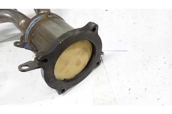 AS CATALYST SUZUKI SWIFT III 1 6 Packaging status original