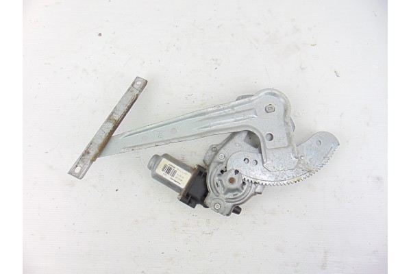 2 PIN ELEVALUNAS TRASERO DERECHO NISSAN ALMERA (N16/E) Acenta 2004 2 PIN 190047 NISSAN - 3