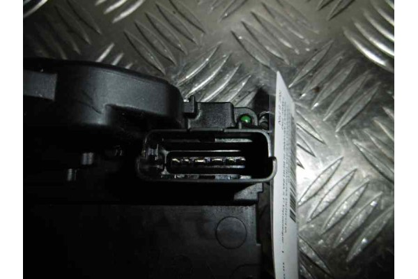 6 PIN CERRADURA PUERTA TRASERA DERECHA RENAULT MEGANE III BERLINA 5P Dynamique 2008 6 PIN 156838 RENAULT - 2