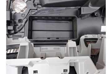 Consola del tablero Jeep Renegade 2014-2018 marrón OEM 735612252