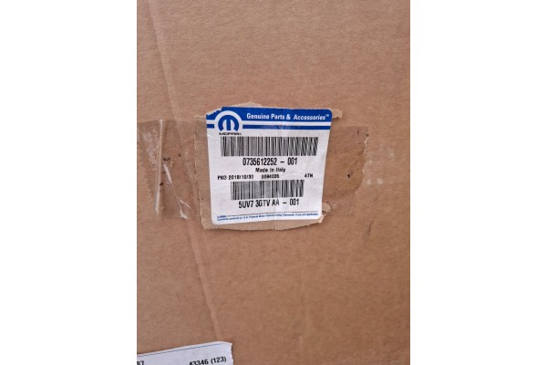 Consola del tablero Jeep Renegade 2014-2018 marrón OEM 735612252