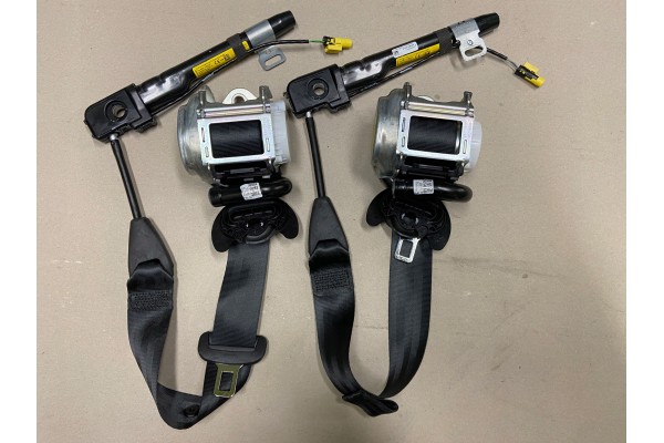 VW GOLF 8 2019 2024 SEAT BELTS WITH CLIP FRONT L P ORIGINAL Catalog number of the part 5H1857706L 5H1857705P