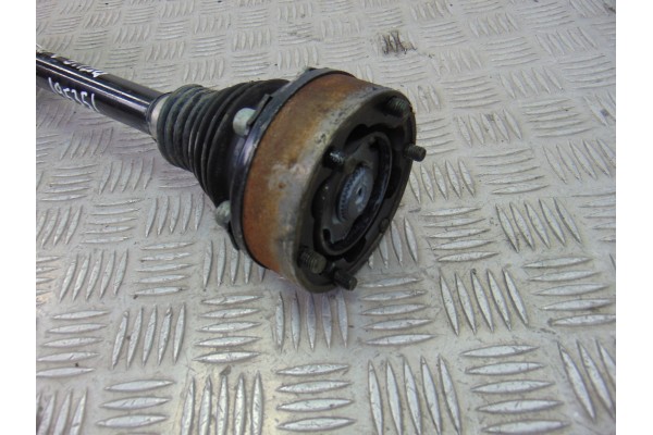 TRANSMISION DELANTERA IZQUIERDA VOLKSWAGEN GOLF V (1K1)(10.2003)