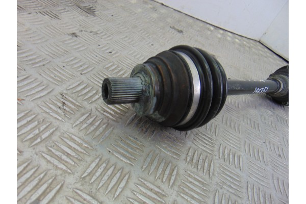 TRANSMISION DELANTERA IZQUIERDA VOLKSWAGEN GOLF V (1K1)(10.2003)