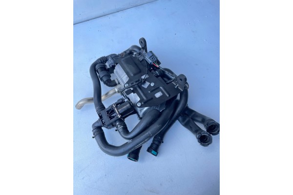 Heating Eberspacher Hydronic II D5S Diesel Land Rover 122R 000275 Part manufacturer Land Rover OE