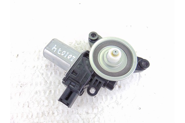 2 PIN MOTOR ELEVALUNAS TRASERO IZQUIERDO MAZDA 3 BERLINA / SEDÁN (BM/BN) Luxury 2014 2 PIN 201074 MAZDA - 3