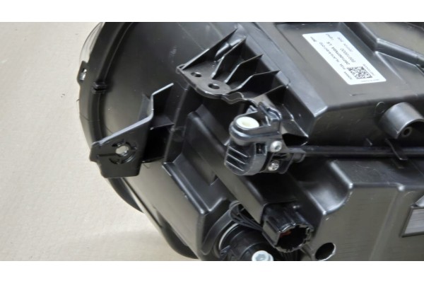 NISSAN JUKE F16 2019 2024 FULL LED HEADLIGHT RIGHT ORIGINAL 260106PN0A Height adjustment electric