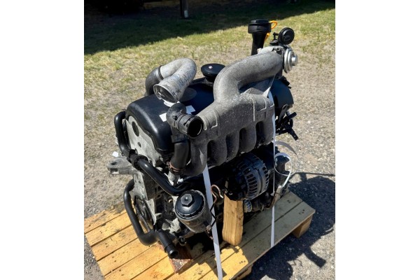 COMPLETE ENGINE VW MULTIVAN T5 2 5TDI BPC 178 THOUSAND KM
