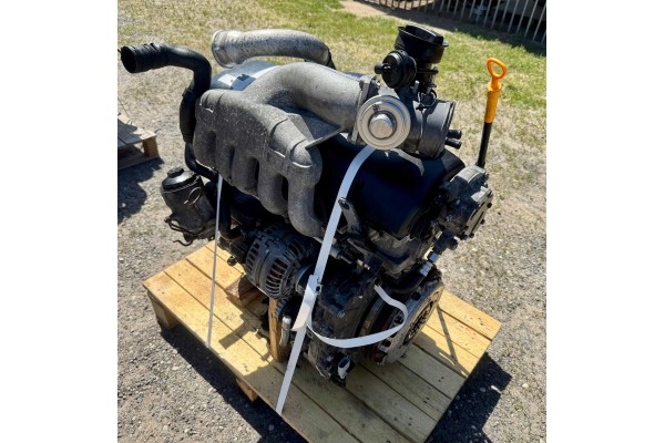 COMPLETE ENGINE VW MULTIVAN T5 2 5TDI BPC 178 THOUSAND KM Part manufacturer Volkswagen OE