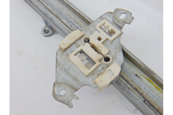 2 PIN ELEVALUNAS DELANTERO IZQUIERDO NISSAN MICRA (K12E) Acenta 2005 2 PIN 189445 NISSAN - 4