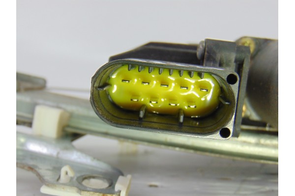 9 PIN ELEVALUNAS TRASERO DERECHO MERCEDES-BENZ CLASE A (BM 168)