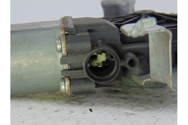 2 PIN ELEVALUNAS TRASERO DERECHO NISSAN QASHQAI (J10) Acenta 2008 2 PIN 197185 NISSAN - 1