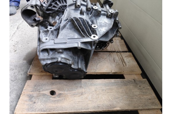 VOLKSWAGEN CADDY V 2K7 2022 2 0TDI MANUAL UVR GEARBOX Version European