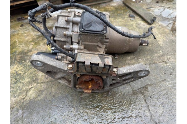 BRIDGE DYFER REAR JEEP CHEROKEE KL D JAN POZNAN Catalog number of the part MOST DYFER TY JEEP CHEROKEE KL D JAN POZNAN JAN ANIOA