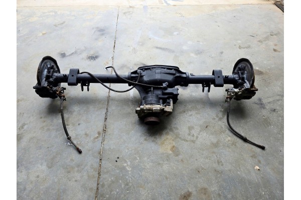 VW Caddy III 2 0 TDI BRIDGE DIFFERENT REAR 4x4 MANUAL TRANSMISSION 2K5500051K