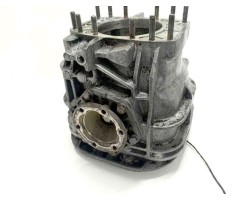 Rear reducer PORSCHE 928 9283013054 4 66L gasoline 221kW 1982