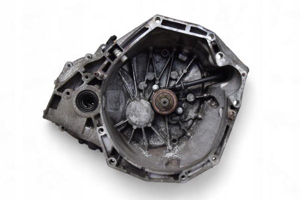 Manual gearbox RENAULT CLIO III GT 1 6 16V TL4039 6 speed Catalog number of the part Manual Manualna K4M TL4039 TL4A039