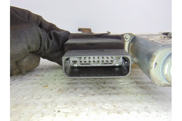 18 PIN ELEVALUNAS TRASERO IZQUIERDO SEAT LEON (1P1)