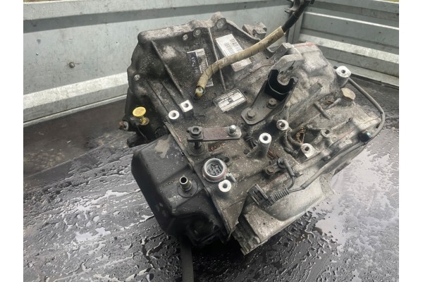VOLVO S40 II V50 2 5T AWD AUTOMATIC TRANSMISSION 55 51SN 30681286 Car type passenger cars