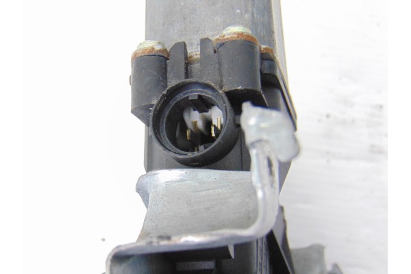 2 PIN ELEVALUNAS DELANTERO DERECHO NISSAN ALMERA (N16/E)