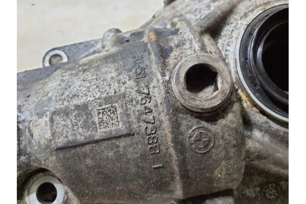 Front reducer BMW 7647388 4 4L gasoline 2021 Part manufacturer BMW OE
