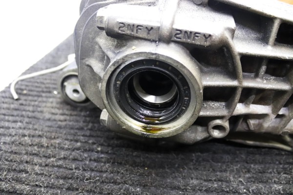 FRONT REDUCER MERCEDES BENZ GL X164 A1643302202 32094027 4 7L 250kw Catalog number of the original A1643302202