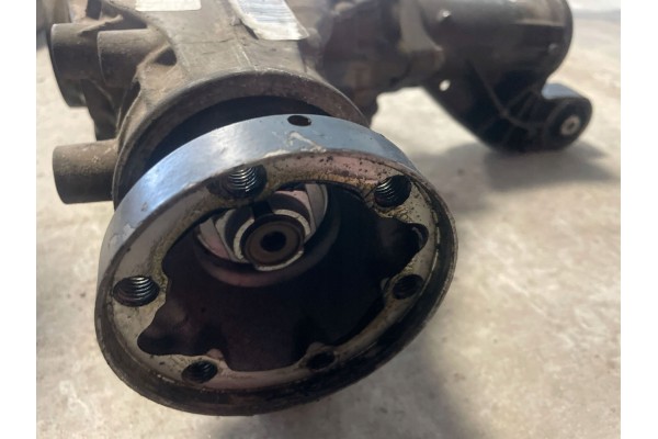 Front differential Mercedes Benz GL X166 A1663300300 Petrol 2014 Part manufacturer Mercedes Benz OE