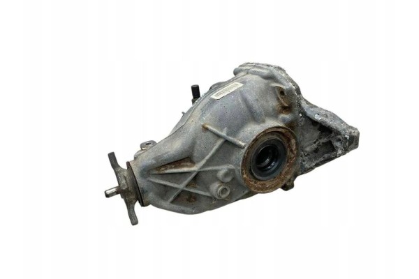 Rear reducer MERCEDES BENZ E W212 21235036011 3 0L diesel 195kW 2011