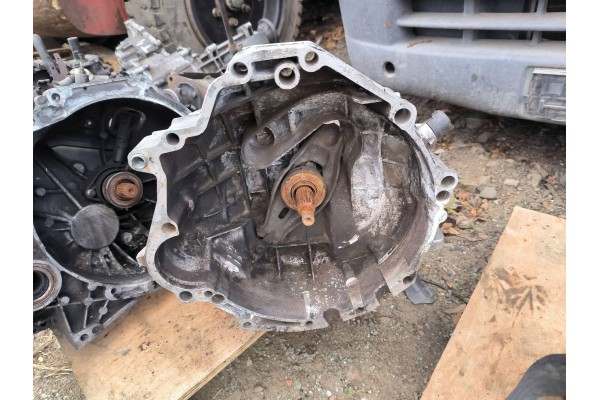 Transmission Audi A6 C5 2 5 TDi 01e301103n