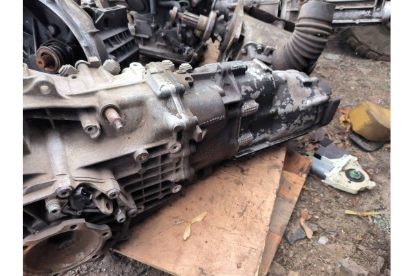 Transmission Audi A6 C5 2 5 TDi 01e301103n Part manufacturer Audi OE