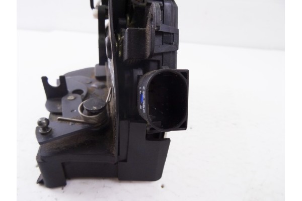 7 PIN CERRADURA PUERTA TRASERA DERECHA BMW SERIE X5 (E53) 3.0i 2000 7 PIN 209727 BMW - 1