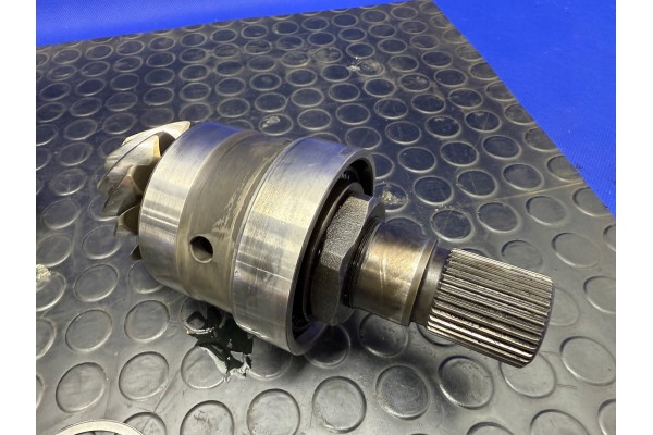 AUDI A6 A7 C7 4G A8 DIFFERENTIAL BOX ATTACK ROLLER 8HP55 NVG Part manufacturer Audi OE