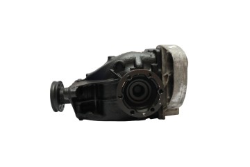 Range Rover L322 4 4 V8 Differential Rear Diffuser Rear I 3 73 7501405 Part manufacturer Land Rover OE
