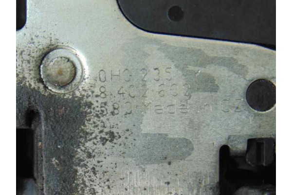 8402602  CERRADURA PUERTA TRASERA DERECHA BMW SERIE X5 (E53) 3.0d 2004 8402602 176580 BMW - 4