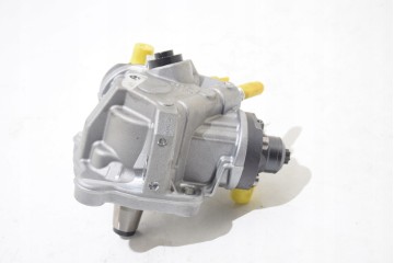 BMW G60 G61 G70 G05 G06 G07 G45 B57D30B High Pressure Injection Pump Part manufacturer BMW OE