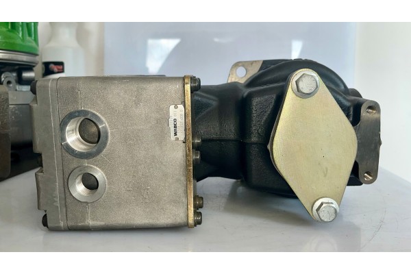Compresor NUEVO Wabco 41211219 4123520080 Iveco