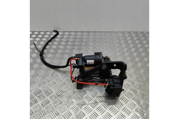 SUSPENSION COMPRESSOR JAGUAR XJ X351 AW933B486AB 23239012 3 0L 250kw 2014