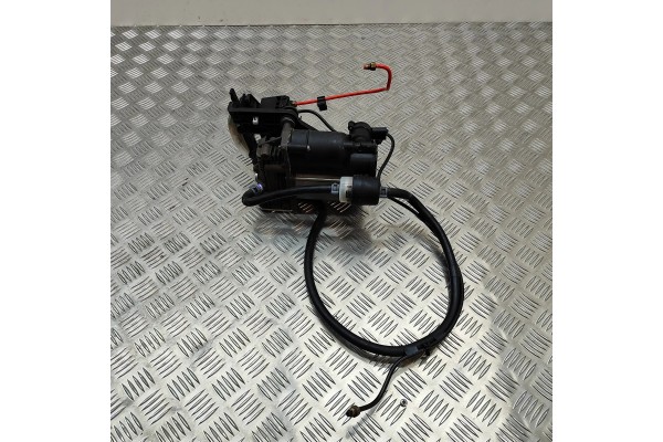 SUSPENSION COMPRESSOR JAGUAR XJ X351 AW933B486AB 23239012 3 0L 250kw 2014 Catalog number of the part AW933B486AB