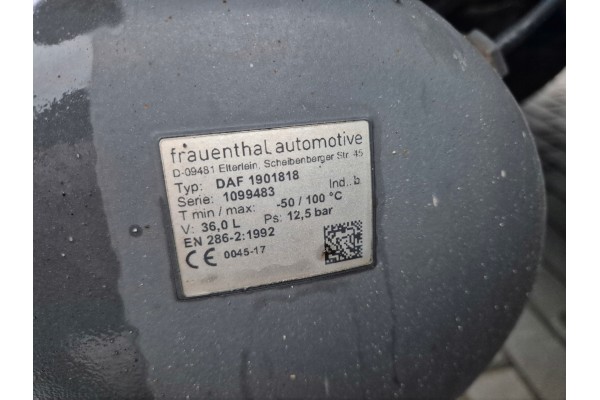 AIR CYLINDER TANK 36L 1901818 DAF XF 106 CF EURO 6 Catalog number of the part ZBIORNIK BUTLA POWIETRZA 36L 1901818 DAF XF 106 CF