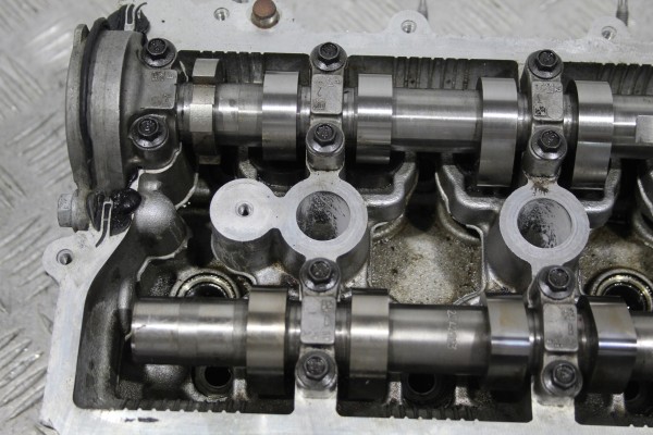 HEAD VALVES SHAFT SMART FORTWO W453 110460890R Catalog number of the part 110460890R