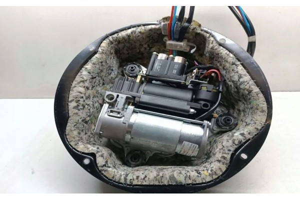 Suspension compressor BMW X5 E53 37221092349 3 0L diesel 160kW 2005 Catalog number of the part 37221092349