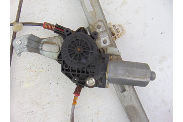 2 PIN ELEVALUNAS DELANTERO IZQUIERDO PEUGEOT 206 XR 2001 2 PIN 190684 PEUGEOT - 1