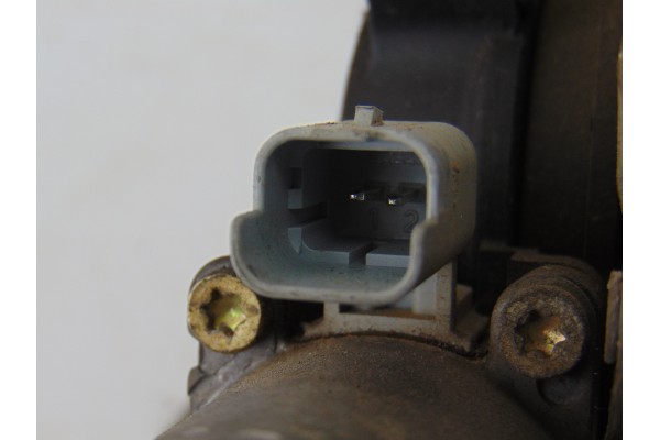 2 PIN ELEVALUNAS DELANTERO IZQUIERDO PEUGEOT 206 XR 2001 2 PIN 190684 PEUGEOT - 2