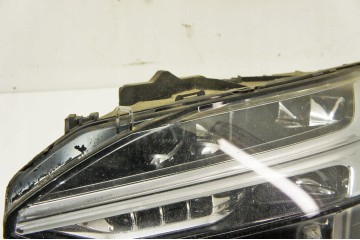 QS297 Volvo V90 16 Headlight Lamp Left Front 32228682 Catalog number of the part QS297 32228682