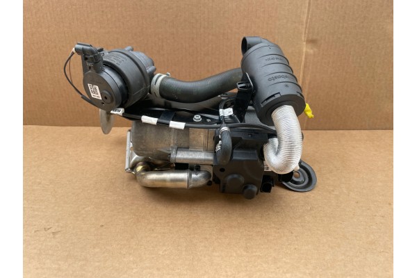 WEBASTO COMPLETE VW CADDY SKODA AUDI 5R3815005B AS NEW ORIGINAL Catalog number of the part 5R3815005B VW SKODA AUDI